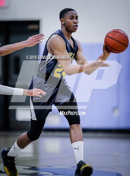 Thumbnail 1 in Campbell Hall vs  El Camino Real (Spot Up Southern Classic)  photogallery.