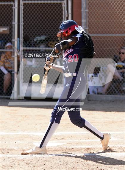 Thumbnail 1 in Great Oak @ Temecula Valley photogallery.