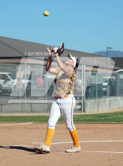 Thumbnail 2 in Great Oak @ Temecula Valley photogallery.
