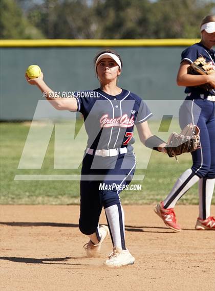 Thumbnail 2 in Great Oak @ Temecula Valley photogallery.