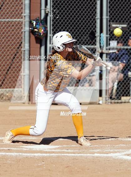Thumbnail 3 in Great Oak @ Temecula Valley photogallery.