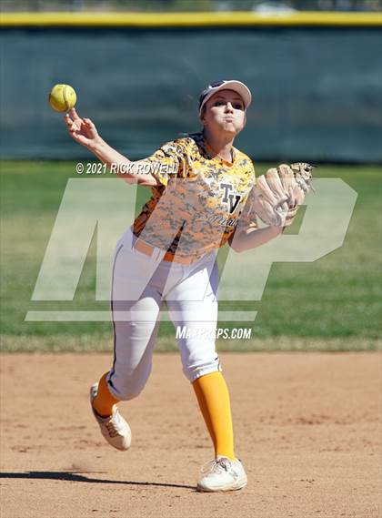 Thumbnail 1 in Great Oak @ Temecula Valley photogallery.