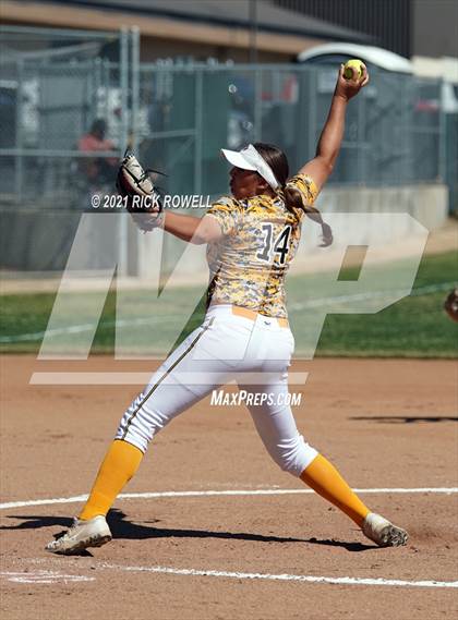 Thumbnail 2 in Great Oak @ Temecula Valley photogallery.