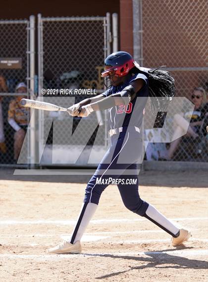 Thumbnail 2 in Great Oak @ Temecula Valley photogallery.