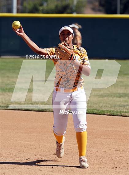 Thumbnail 3 in Great Oak @ Temecula Valley photogallery.