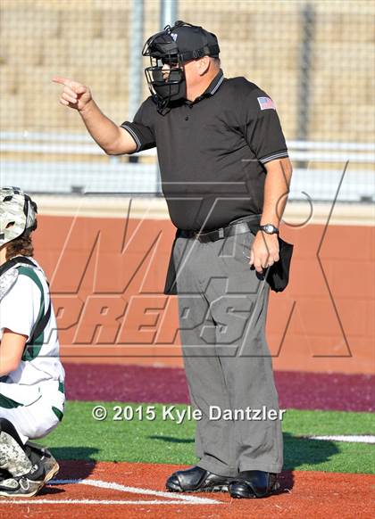 Thumbnail 2 in Iowa Park vs Lake Worth (Walker Stallcup Tournament) photogallery.