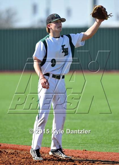 Thumbnail 2 in Iowa Park vs Lake Worth (Walker Stallcup Tournament) photogallery.