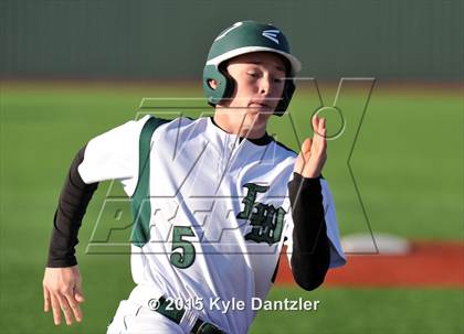 Thumbnail 3 in Iowa Park vs Lake Worth (Walker Stallcup Tournament) photogallery.
