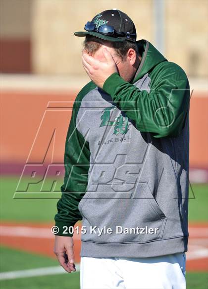 Thumbnail 2 in Iowa Park vs Lake Worth (Walker Stallcup Tournament) photogallery.