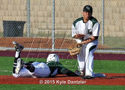 Thumbnail 1 in Iowa Park vs Lake Worth (Walker Stallcup Tournament) photogallery.
