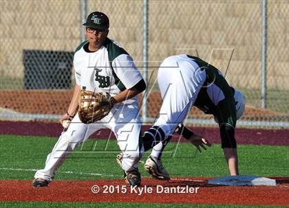 Thumbnail 2 in Iowa Park vs Lake Worth (Walker Stallcup Tournament) photogallery.