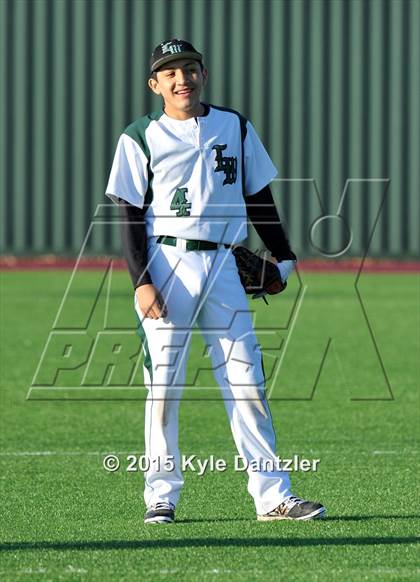 Thumbnail 3 in Iowa Park vs Lake Worth (Walker Stallcup Tournament) photogallery.