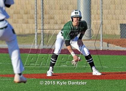 Thumbnail 1 in Iowa Park vs Lake Worth (Walker Stallcup Tournament) photogallery.