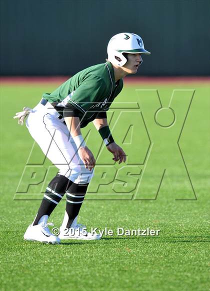 Thumbnail 1 in Iowa Park vs Lake Worth (Walker Stallcup Tournament) photogallery.