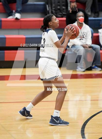 Thumbnail 3 in Basha vs Desert Vista (MLK Dream Classic) photogallery.
