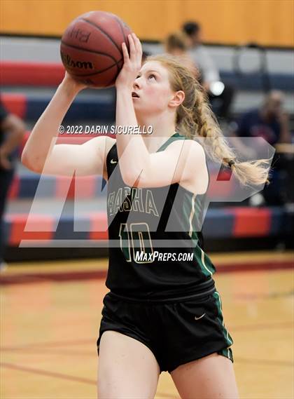 Thumbnail 3 in Basha vs Desert Vista (MLK Dream Classic) photogallery.