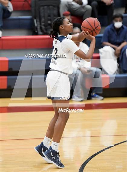 Thumbnail 1 in Basha vs Desert Vista (MLK Dream Classic) photogallery.