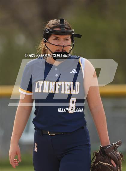 Thumbnail 3 in Lynnfield @ Pentucket Regional photogallery.