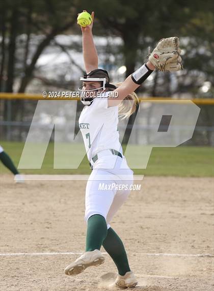 Thumbnail 1 in Lynnfield @ Pentucket Regional photogallery.