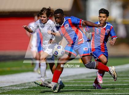 Thumbnail 2 in Grand Oaks @ Oak Ridge (Battle of the Oaks) photogallery.