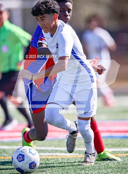 Thumbnail 1 in Grand Oaks @ Oak Ridge (Battle of the Oaks) photogallery.