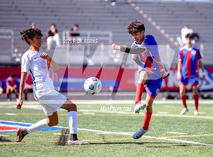 Thumbnail 1 in Grand Oaks @ Oak Ridge (Battle of the Oaks) photogallery.