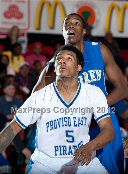 Thumbnail 3 in Warren vs Proviso East photogallery.