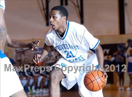 Thumbnail 3 in Warren vs Proviso East photogallery.