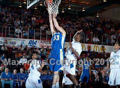 Thumbnail 3 in Warren vs Proviso East photogallery.