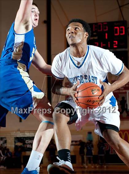 Thumbnail 1 in Warren vs Proviso East photogallery.