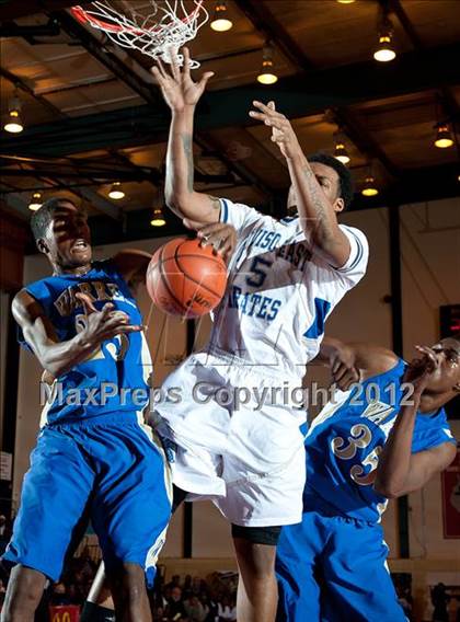Thumbnail 1 in Warren vs Proviso East photogallery.