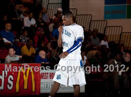Thumbnail 1 in Warren vs Proviso East photogallery.