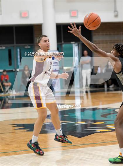 Thumbnail 2 in Layton Christian Academy vs. St. John Bosco (Hoophall West - Nike TOC) photogallery.