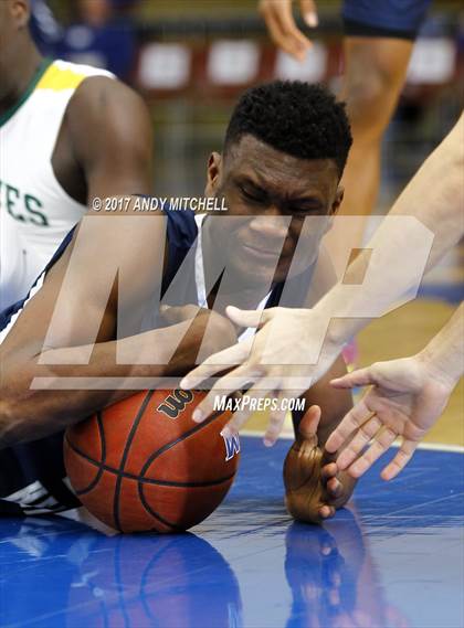 Thumbnail 3 in Christ School vs. Hamilton Heights Christian Academy (Dr Pepper Classic) photogallery.