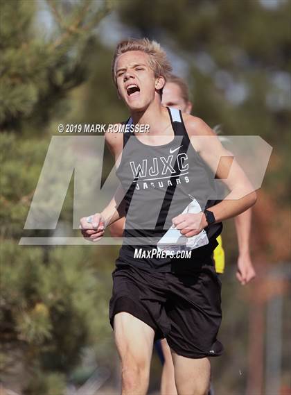 Thumbnail 1 in UHSAA 6A District Championships photogallery.
