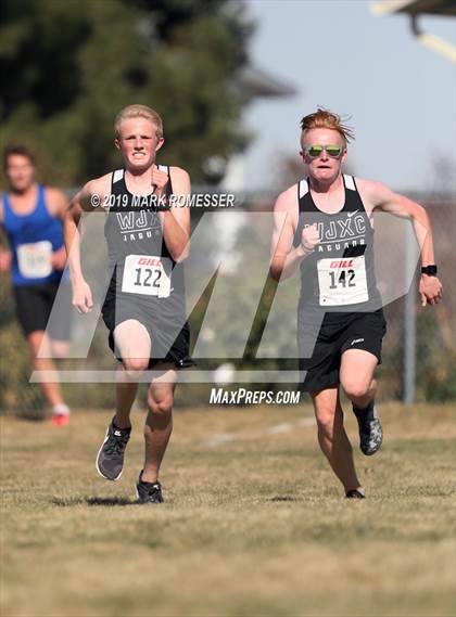 Thumbnail 1 in UHSAA 6A District Championships photogallery.