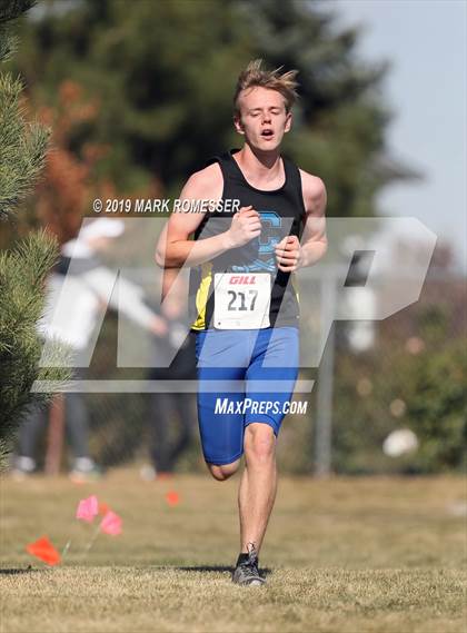 Thumbnail 1 in UHSAA 6A District Championships photogallery.