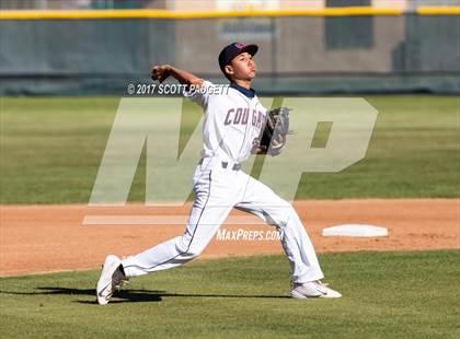 Thumbnail 2 in Great Oak @ Steele Canyon photogallery.