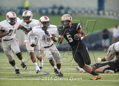 Thumbnail 3 in Lake Highlands @ Plano East photogallery.