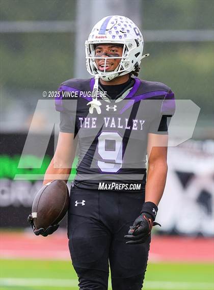 Thumbnail 1 in Richland @ Sumner (WIAA State 4A Playoffs) photogallery.