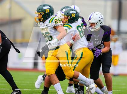 Thumbnail 2 in Richland @ Sumner (WIAA State 4A Playoffs) photogallery.