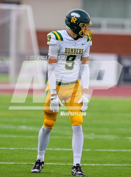 Thumbnail 3 in Richland @ Sumner (WIAA State 4A Playoffs) photogallery.