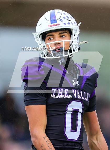 Thumbnail 1 in Richland @ Sumner (WIAA 4A Round 1) photogallery.