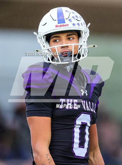 Thumbnail 3 in Richland @ Sumner (WIAA 4A Round 1) photogallery.