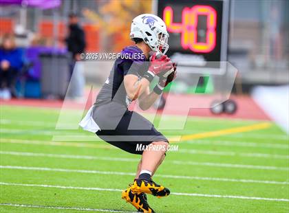 Thumbnail 3 in Richland @ Sumner (WIAA State 4A Playoffs) photogallery.