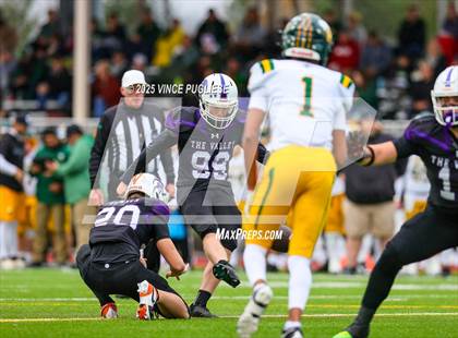 Thumbnail 3 in Richland @ Sumner (WIAA 4A Round 1) photogallery.