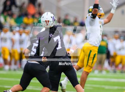 Thumbnail 2 in Richland @ Sumner (WIAA State 4A Playoffs) photogallery.