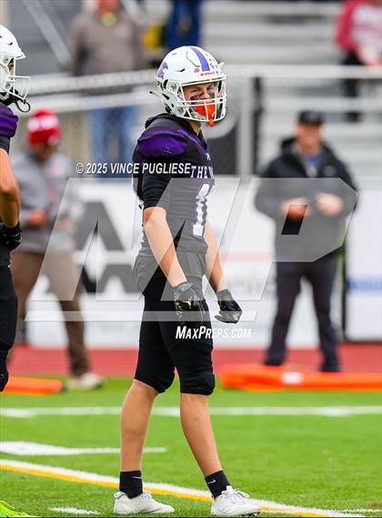 Thumbnail 2 in Richland @ Sumner (WIAA State 4A Playoffs) photogallery.