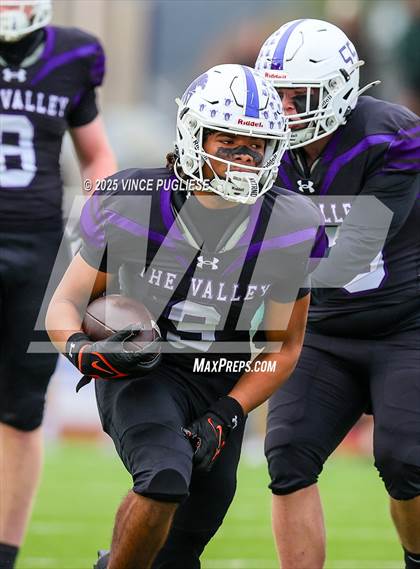 Thumbnail 3 in Richland @ Sumner (WIAA State 4A Playoffs) photogallery.