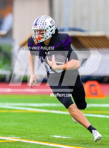 Thumbnail 2 in Richland @ Sumner (WIAA 4A Round 1) photogallery.